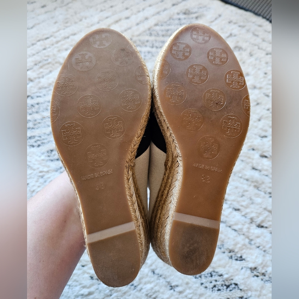 Tory Burch Filipa Beige/Black Espadrille Wedges, sz 8B - Picture 6 of 13